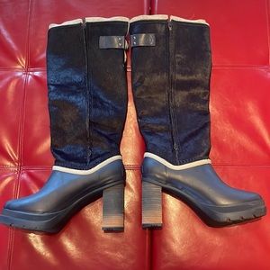 SOREL Furry Knee High Rubber Rain Boots - Gently Used - Size 10 - Navy Blue